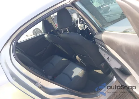 2016 Scion Ia from USA, damaged, VIN 3MYDLBZV7GY143564